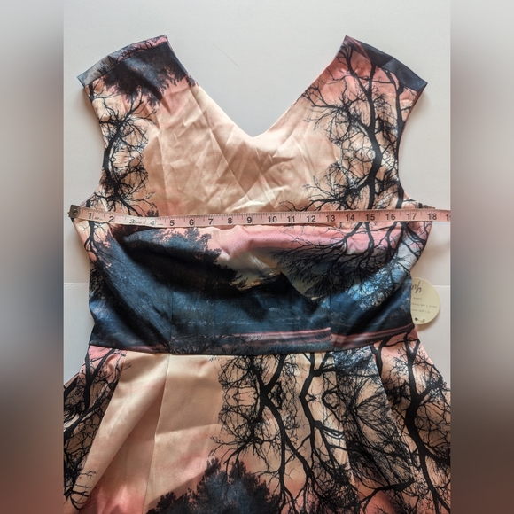 Yumi by Modcloth Sunset Scene Tree Dress with back buckle, size US 10 - Picture 3 of 7